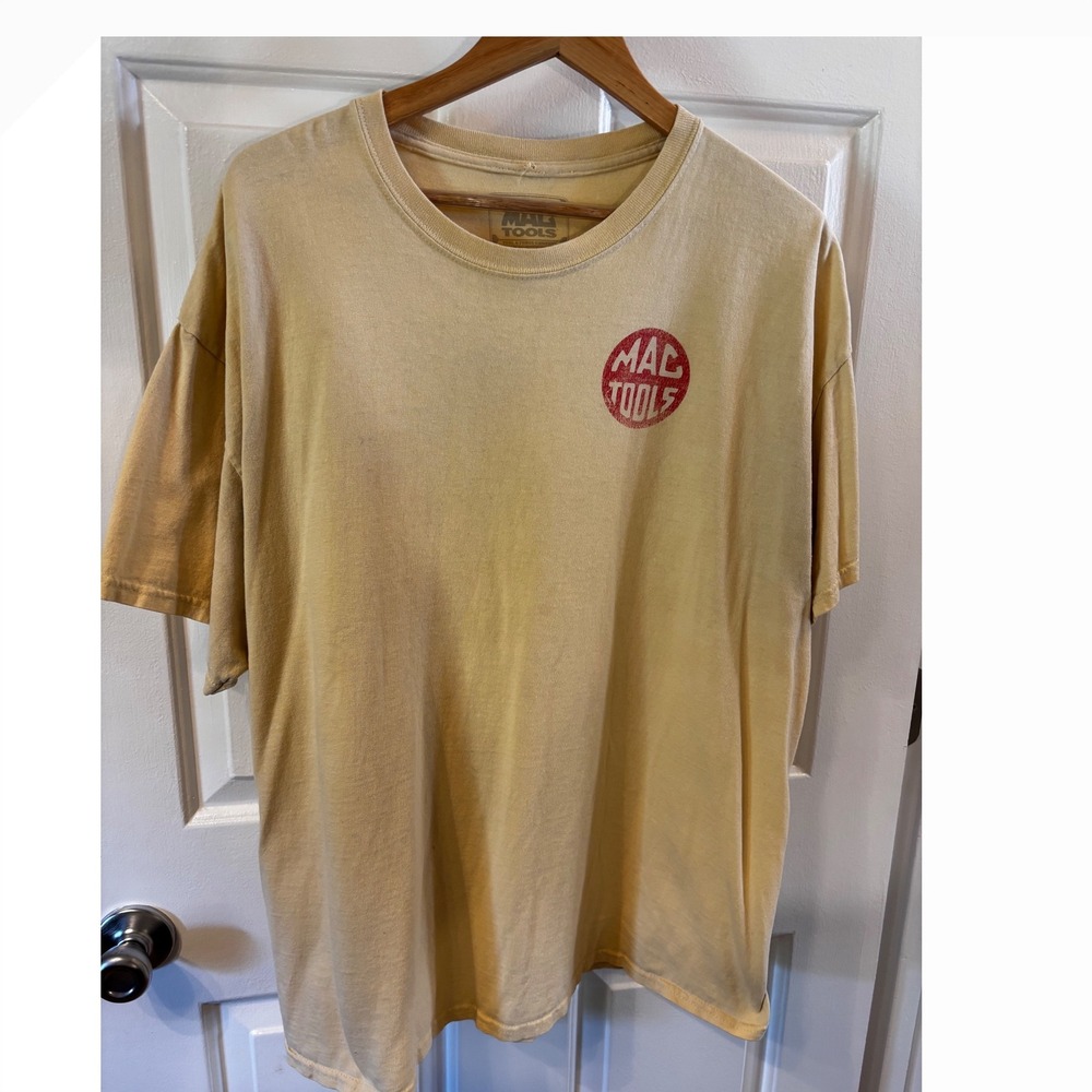 Mac Tools Professional Mechanic Graphic Grunge T-Shirt Yellow Tan Mens XL